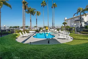 16255 Pacific Cir, Huntington Beach, CA 92649 - Photo 37