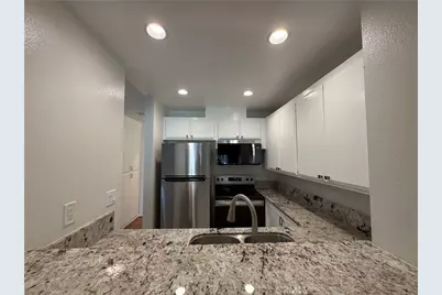 7890 E Spring #4 O, Long Beach, CA 90815 - Photo 5