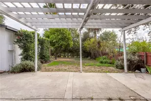 100 W Tremont, Pasadena, CA 91103 - Photo 35