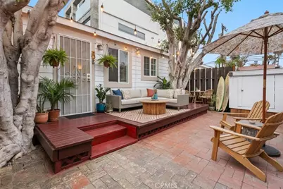 1309 Cabrillo Avenue, Venice, CA 90291 - Photo 1