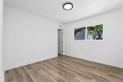 913 S Diamond, Santa Ana, CA 92704 - Photo 19