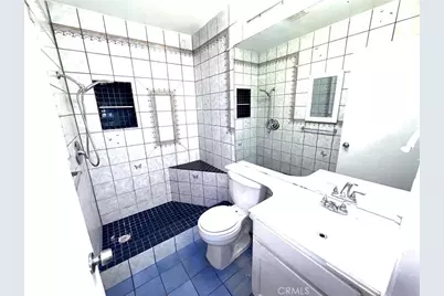 700 W 3rd #B107, Santa Ana, CA 92701 - Photo 9