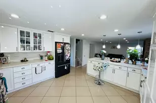 12711 Castleford, Cerritos, CA 90703 - Photo 13