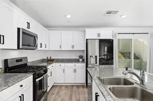 28876 Camaro, Winchester, CA 92596 - Photo 11