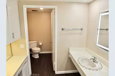 1891 McKinney Way #26B, Seal Beach, CA 90740 - Photo 37