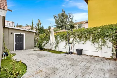 1109 S Dacotah, Los Angeles, CA 90023 - Photo 19