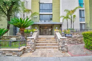 525 S Ardmore Ave, Los Angeles, CA 90020 - Photo 1