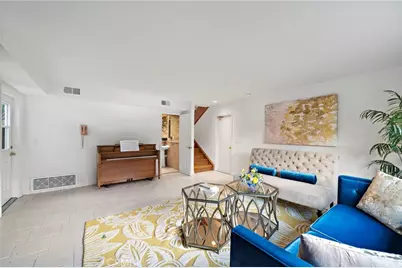 2017 Sunset, Fullerton, CA 92833 - Photo 15