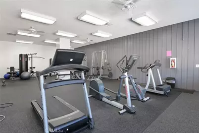 5585 E Pacific Coast Hwy Unit 129, Long Beach, CA 90804 - Photo 21