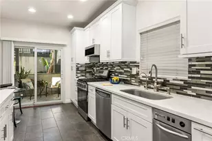 2542 W MacArthur Blvd, Santa Ana, CA 92704 - Photo 17