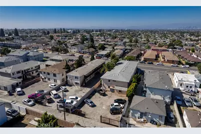 732 W Imperial, Los Angeles, CA 90044 - Photo 3