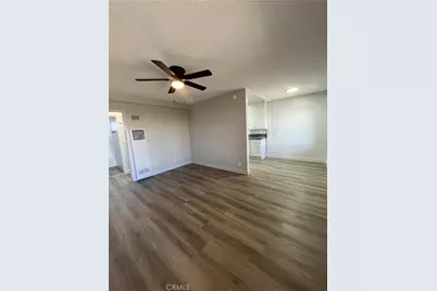 732 W Imperial, Los Angeles, CA 90044 - Photo 7