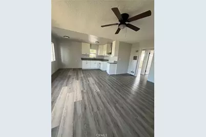 732 W Imperial, Los Angeles, CA 90044 - Photo 5