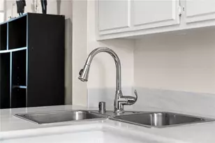 701 S Hayward St, Anaheim, CA 92804 - Photo 11