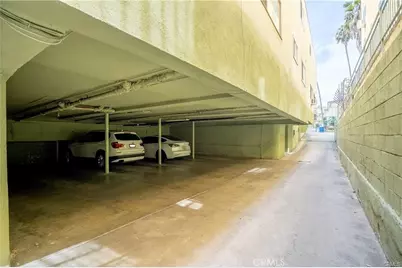 446 S St Andrews, Los Angeles, CA 90020 - Photo 27