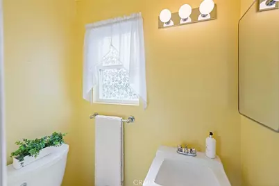 12162 Quartz, Garden Grove, CA 92843 - Photo 15