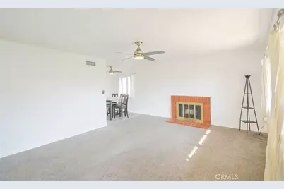 17451 Newland, Huntington Beach, CA 92647 - Photo 7