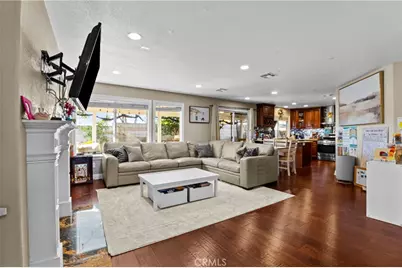 223 Freedom, Upland, CA 91786 - Photo 7