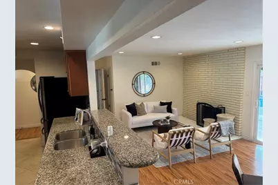 2437 Fordham, Costa Mesa, CA 92626 - Photo 5