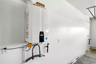 16920 Danbury Ave, Hesperia, CA 92345 - Photo 15