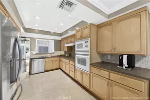 421 S Van Ness, Los Angeles, CA 90020 - Photo 7