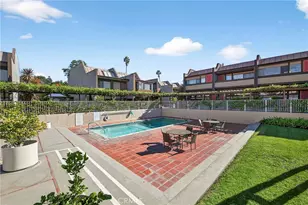 421 S Van Ness, Los Angeles, CA 90020 - Photo 25