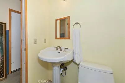 40226 Guinan, Big Bear Lake, CA 92315 - Photo 25