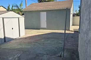 151 121 St Pl, Los Angeles, CA 90061 - Photo 25