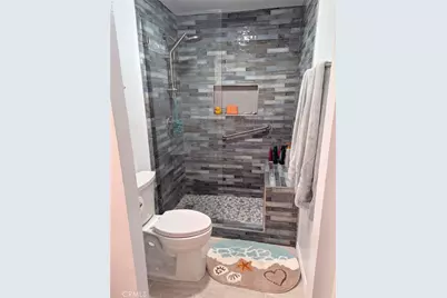 22131 Caminito Vino, Laguna Hills, CA 92653 - Photo 19