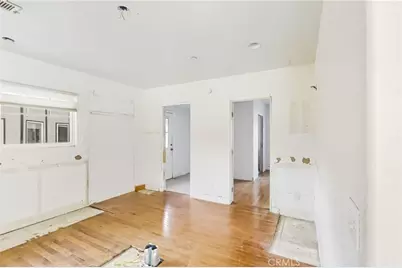 261 E Crescent Avenue, Redlands, CA 92373 - Photo 9