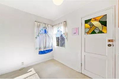 12235 12235 Menlo Avenue, Hawthorne, CA 90250 - Photo 13