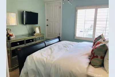 75 Claremont, Long Beach, CA 90803 - Photo 19