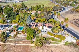 1981 Park, Hemet, CA 92544 - Photo 3