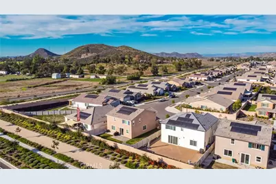 30295 Singer Ln, Menifee, CA 92584 - Photo 51