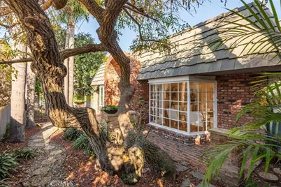 266 Park Avenue, Long Beach, CA 90803 - Photo 35