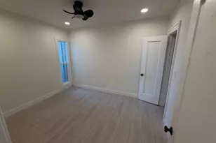 16765 1/2 S Pacific Ave, Huntington Beach, CA 90742 - Photo 17