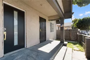 1082 1084 Lewis, Long Beach, CA 90813 - Photo 3
