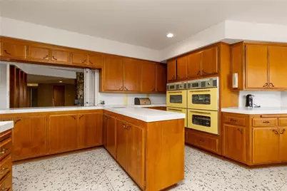 4955 Southridge Avenue, View Park, CA 90043 - Photo 9