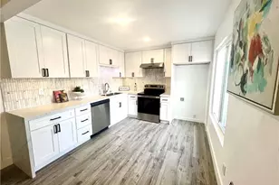 2501 W Sunflower Ave, Santa Ana, CA 92704 - Photo 9