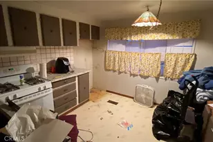 17698 Walker Mine, Redding, CA 96003 - Photo 9