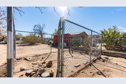 9293 Guava, Hesperia, CA 92345 - Photo 27