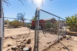 9293 Guava, Hesperia, CA 92345 - Photo 27