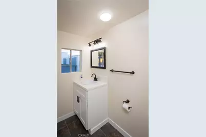 301 E Foothill Boulevard #39, Pomona, CA 91767 - Photo 13