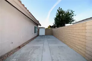 18465 Tarpon Ln, Victorville, CA 92395 - Photo 33