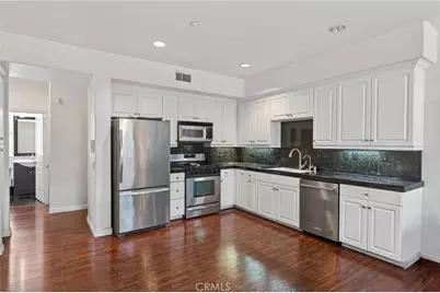 374 Aviator, Tustin, CA 92782 - Photo 19