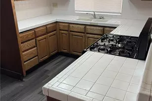 246 E Hullett St, Long Beach, CA 90805 - Photo 9