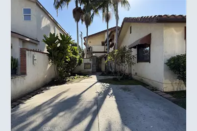 246 E Hullett Street, Long Beach, CA 90805 - Photo 1