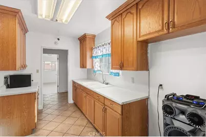 44340 Foxton, Lancaster, CA 93535 - Photo 11