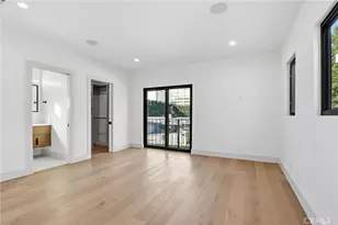 16226 Dickens, Encino, CA 91436 - Photo 23