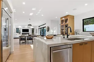 16226 Dickens, Encino, CA 91436 - Photo 9